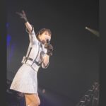 Chisato Moritaka Instagram - ⁡ 2024「今度はモアベターよ！」 5月11日　富山 クロスランドおやべ　終了しました！   今日は “夢とロマンがクロスする街” 小矢部市からお届けしました～。   ホールが円形で近くて皆さんの顔がよく見えましたよ。 魂のこもった応援ありがとうございました！包み込まれるような感覚でした！   小矢部市のシンボルキャラクター・メルギューくん＆メルモモちゃんも ステージ上で見守ってくれていました。 このコンサートを通して皆さんに元気を届けられていたら嬉しいです！   「道の駅メルヘンおやべ」と「クロスランドタワー」にも行けてよかったです！   次は 明日5月12日　福井 フェニックス・プラザ　です。   #chisatomoritaka #森高千里 #今度はモアベターよ #富山県小矢部市 #クロスランドおやべ　 #クロスランドタワー #道の駅メルヘンおやべ #JAいなば の「#メルヘン米」 #田悟農産 の「#さばの笹寿司」 #お菓子処はとや の「#こんぶ餅」 #若林屋総本家 の「#三國一」 #薄氷本舗五郎丸屋 の「#T五」「#薄氷」