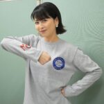 Chisato Moritaka Instagram - ⁡ 2024「今度はモアベターよ！」 2月23日　青森 八戸市公会堂　終了しました！ 氷点下の中、足を運んで下さった皆さん！ とってもアツいコンサートになりましたね〜。 大きな声援ありがとうございました！ 一緒にあの曲の振り付けもして楽しかったです。 会場がある八戸市から来られた方も多く、 ご当地グルメの話で盛り上がりました！ 次は2月25日　山形　シェルターなんようホール（南陽市文化会館）です。 #chisatomoritaka #森高千里 #今度はモアベターよ #青森県八戸市 #八戸市公会堂 #八戸せんべい汁 #日本料理と鮨の店ぼてじゅう の「#いちご煮」 #むつ食品 の「#フライシリーズ」 #青森土産と和菓子の店しんぼり の「#南部せんべいチョコQ助」 #花万食品株式会社 の「#なかよし」 #アルパジョン の「#朝の八甲田」 #りんご #サンフジ