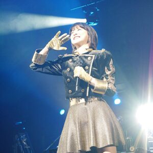 Chisato Moritaka Instagram - ⁡ 2024「今度はモアベターよ！」 3月24日　山口 下関市民会館　終了しました！   初めての下関公演でしたが 観に来てくださった皆さんのアツい応援に背中を押されて よりアツいパフォーマンスができました。 今日のコンサートは特に熱気がすごくてバッチグーでした！   下関ではしものせき水族館「海響館」と関門トンネルに行ってきましたよー。   イルカもアシカもペンギンもキュートでしたし フグが沢山たくさんいて下関を感じることができました。   顔出しパネル…見つけちゃうとついつい写真を撮ってしまいます。 全員森高です！！   今日は久しぶりに大好きなフグ料理を堪能しまーす。   次は4月13日　群馬 渋川市民会館　です。 ★不具合があった為　再投稿しました。   #chisatomoritaka #森高千里 #今度はモアベターよ #山口県下関市 #下関市民会館 #しものせき水族館 #海響館 #関門橋 #関門トンネル #元祖瓦そばたかせ の「#瓦そば」 #もずくセンター の「#もずくスープ」 #うに甚本舗 の「#赤間うに」 #阿わ雪本舗松琴堂 の「#あわゆき」 #日高本店 の「#ふぐおかき」 #梅寿軒 の「#関のふく丸」 #下関酒造 の「#とらふくのひれ酒」 #井上商店 の「#とらふぐ焼きひれ」