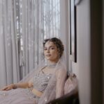 Chitrashi Rawat Instagram – Transition I want 🩳👗
Found the Chak De Girl 🏑

Film by @clickography 

Couple – @chitrashi & @dhruvaaditya_ 

Makeup by @zoyamakeupandhair 

#couple #makeup #bride #bridesolo #celebs #clicko #clickography