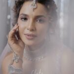 Chitrashi Rawat Instagram - Fairy tales ✨♥️ Film by @clickography Inframe - @chitrashi Makeup by @zoyamakeupandhair #couple #makeup #bride #bridesolo #celebs #clicko #clickography