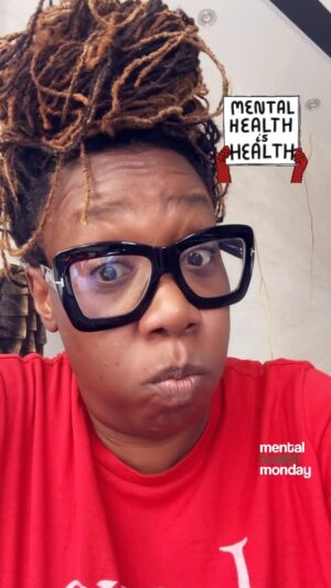 Chizzy Akudolu Instagram - Mental Health Monday the Cheerleader Edition.

Have a great week ❤️

#mentalhealth 
#mentalhealthmonday
#mentalhealthawareness 
#Cheerleader 
#pompoms