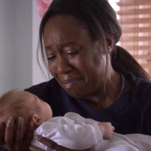 Chizzy Akudolu Instagram - 12 years ago, we said ‘hey’ to Mo.
Holby changed my life and it’ll always be one of my favourite jobs ❤️