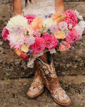 Chloé Hayden Instagram - Heartbreak High star Chloe Hayden and her partner Dylan Rohan invited marie claire to attend their gorgeous fairytale wedding in January this year.
 
The actor says, “We knew that we wanted it to feel like us above anything.” And her new husband agreed, “We wanted it to feel like a party.”
 
To see all the stunning photographs and read about their romantic love story, check out the link in bio and the new issue of #MarieClaireLifestyle, on sale now.
 
Photography: The Couples Photographer, Nick Watson (@weddingswithnick)