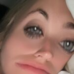 Chloé Jouannet Instagram - Merci pour vos messages🌹✨ (Actuellement je ressemble plus à la 2)
