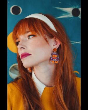 Chloe Dykstra Instagram - Cheese balls, I hardly know her

(Last slide is for John Leguizamo’s Luigi only)

Earrings: @clubeggie