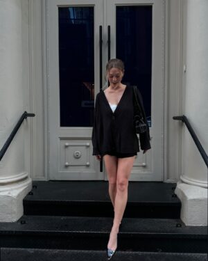Chloe Lang Instagram - City Evenings 🖤