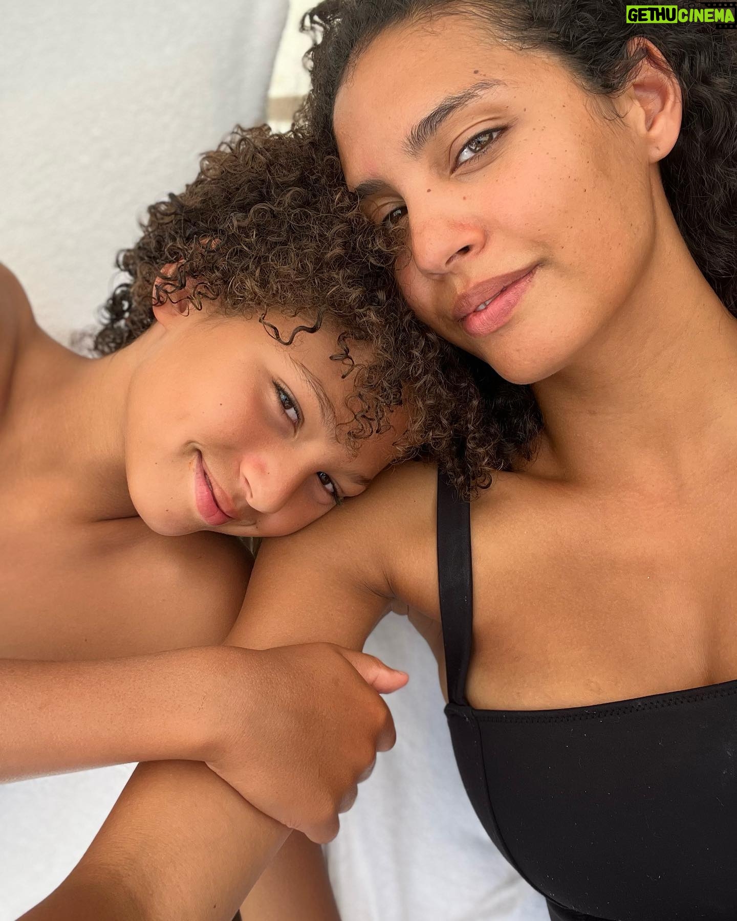 Chloé Mortaud - 0.9K Likes - Drop it while it’s hot
Un mois de Juin incroyable.
En famille ❤️
Départ de Los Angeles pour Mallorca.
Passage obliger en Ariège avec un petit retour au pays des Miss 👑
Ensuite direction Israël (Jérusalem et Tel Aviv)
Et maintenant ? Paris !
#travel #bucketlist #travelfamily #missfrance #israel #mallorca #ariege