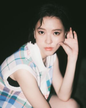 Chloe Xiang Instagram - 🐊✨☄️📸

散步、散步、散步。

@lacoste #lacoste 🫧