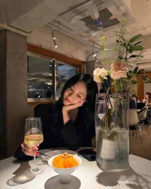 Cho Lee-hyeon Instagram - 무려 한달전🥂🍧