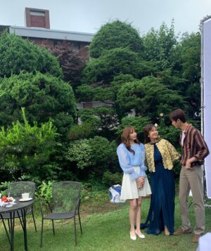 Cho Yu-jung Instagram - 해나는 엄마를 사랑해효 #청춘기록