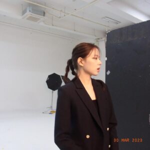 Cho Yu-jung Instagram - 💛