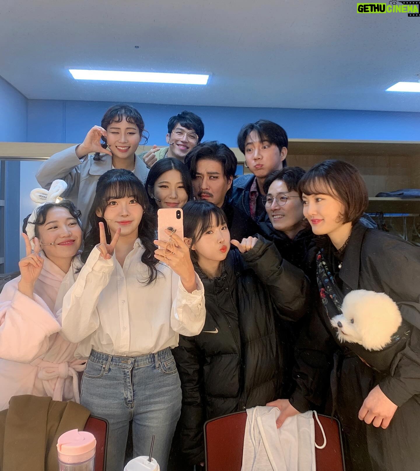 Cho Hyun-young Instagram - 나의 두번째 뮤지컬 “나도해피엔딩을쓰고싶어” 많은분들의 도움과 응원덕분에 무사히 공연을 마쳤습니다! 감사합니다!! 또 보자 루미야!!