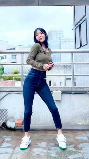 Cho Hyun-young Instagram - 킥드럼베이스…