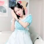 Cho Hyun-young Instagram - #야레야레 #못말리는아가씨