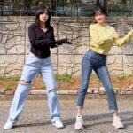 Cho Hyun-young Instagram - 언니 그렇게 하는거 아니라니까