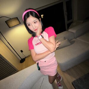 Cho Hyun-young Instagram - 정말 잊지못할 생일… 
축하해주셔서 감사합니다!