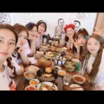 Cho Hyun-young Instagram - #레인보우 #14주년 축하해 주셔서 감사합니다 ♥️🧡💛💚💙💗💜 레인너스 , 멤버들 아이시떼루-!