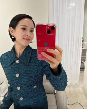 Cho Yeo-jeong Instagram - 일 vibe 🌟