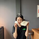 Cho Yeo-jeong Instagram - 고스란히 몸무게로 남은 나날들. 🤣 #먹는게남는거다 #몸무게로남는거다