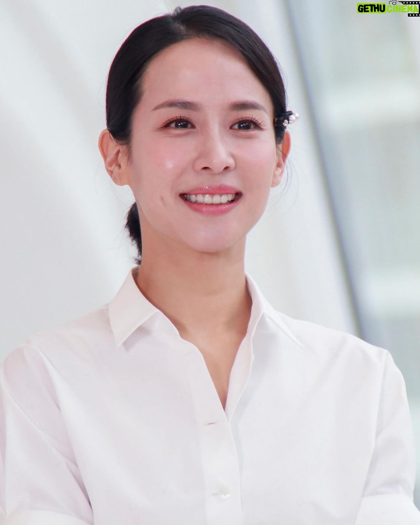 Cho Yeo-jeong Instagram - thank you so much for beautiful photosđź’— @studio_vigerie @studio.xplusu @canneseries @highentfamily