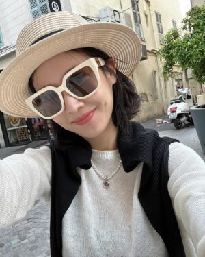 Cho Yeo-jeong Instagram - 🌟