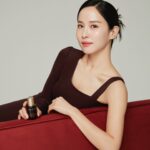 Cho Yeo-jeong Instagram - 봄이오면 탄력있고 싶어져요...☺️ @chogongjin_official #초공진 #소생진에센스 #아이크림 #탄력 #안티에이징