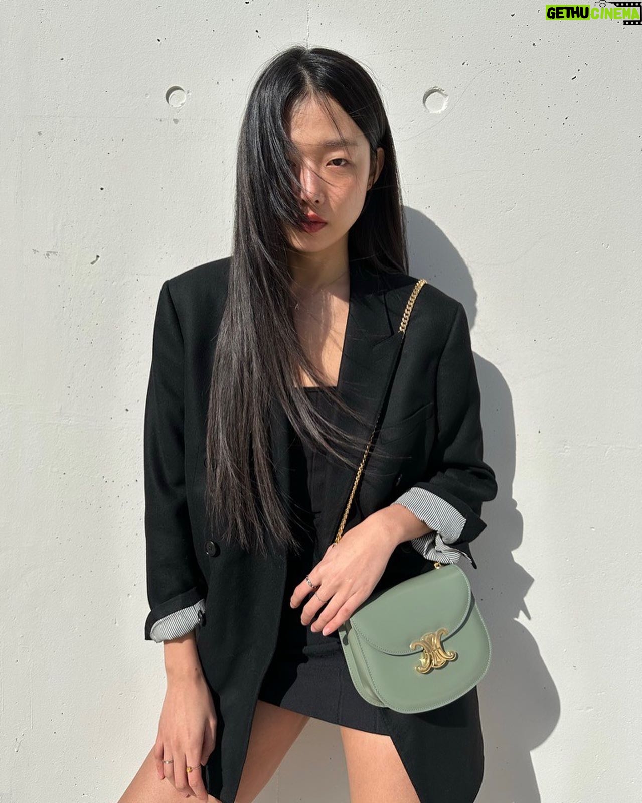 Choi A-ra - 5.7K Likes - #gifted #CELINETRIOMPHE