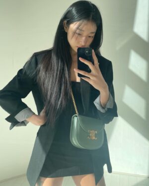 Choi A-ra Instagram - #gifted #CELINETRIOMPHE