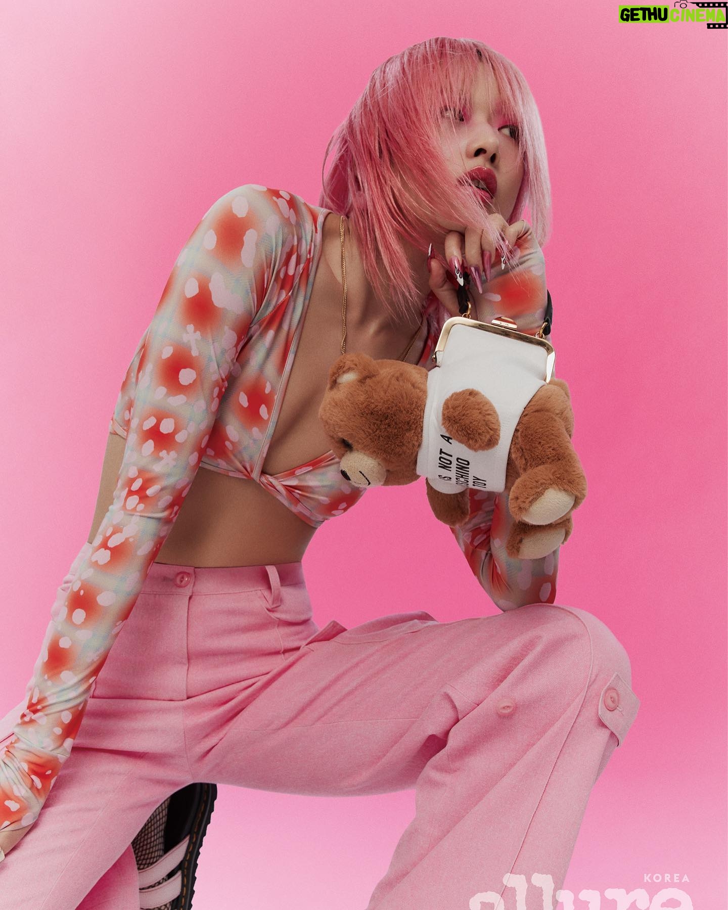 Choi A-ra - 5.9K Likes - Pink matter🎧