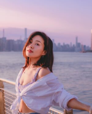 Choi Hee-seo Instagram - 흡
🐷
#최희서 #데일리희서