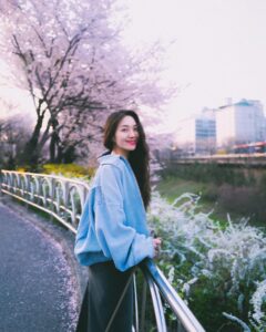 Choi Hee-seo Most Liked Photos and Posts