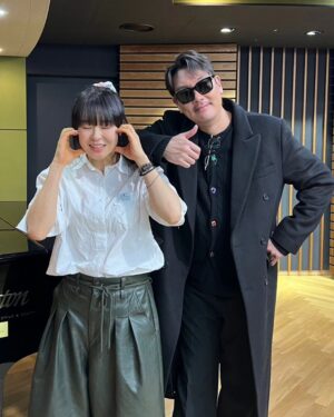 Choi Kang-hee Instagram - 최영음에 어제 '진웅이 옴'
데드맨 100만 되면 '진웅이 또 옴'[공약 ]