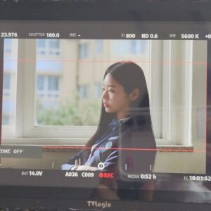 Choi So-yoon Instagram - 오늘 영화 독친이 개봉했습니다! 

저는 오늘 소중한 순간을 잊지 않으려고 촬영 모니터 영상도 다시 봤고 무대인사 영상에 기사 사진까지 모두 다시 봤어요 

독친은 어떤 뜻이고 제가 맡은 예나는 어떤 아이일까요..?🥹