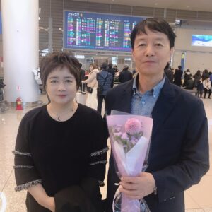 Choi Yoon-young Instagram - Parents' Day👨‍👩‍👧‍👧