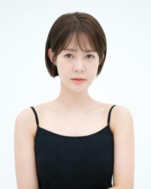 Choi Yoon-young Instagram - 최대 몸무게 일 때 사진을 한번 남겨보았습니닷🙋🏻‍♀️