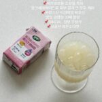 Choi Hee Instagram - 20대부터 1년에 1% 줄어들고 있는 콜라겐…🫠 콜라겐은 우리 몸 속 단백질 중 30%, 피부의 70% 차지하는 정말 중요한 성분인데, 이게 나이가 들면서 이렇게 줄어요… 🥲 그래서 점점 피부가 늘어난 풍선처럼 처지고, 푹 꺼지고, 생기를 잃어가는 것… 콜라겐은 피부 탄력을 개선하는데 도움을 주고, 또한 콜라겐은 피부 뿐 아니라 연골, 모발, 손발톱도 건강하게 해주는데 도움을 주는 중요한 성분이에요! 실제로 콜라겐을 먹고, 손톱이 건강하게 자라는걸 가장 먼저 느끼시는 분들도 많아요. 콜라겐은 언제 먹어도 상관이 없지만, 저녁 시간에 먹어주면 성장 호르몬과 함께 콜라겐 생성이 더 촉진된다는 연구가 있으니 저녁시간에 챙겨드시는 것도 좋죠. 우리 저녁만 되면… 그렇게 뭔가 자꾸 먹고싶고 마시고 싶고 하잖아요?😅 육퇴후에 자꾸 맥주나 음료들 마셔서 살이 찌고 한다면 이게 너무 좋은 대안이 될 수 있어요!! 칼로리는 단 50kcal 밖에 안되는데 콜라겐을 무려 10,000mg 이나 채울 수 있거든요. 이게 여러분 천이 아니라 만이에요… ㅎㅎㅎ 함량을 꼭 확인해주세요!! 육퇴 후, 퇴근 후에 꼭 맥주한잔 하시는 분들께.. 🍺 진짜 맥주대신 이거 시원하게 해서 하루 한번 드시라고 강추드리고 싶습니다…. 저도 괜히 덥고 입이 심심해 맥주먹고 싶을때 이거 먹거든요❤️ 어제 고객분이 엽떡에 쿨피스 대신 셀렉스 콜라겐 먹었는데 너무 맛있다고. ㅋㅋㅋㅋ ⭕️셀렉스 콜라겐 역대 최저가 혜택은 월요일 마감입니다.