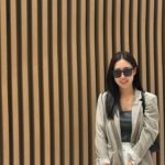 Choi Hee Instagram - 오늘 딱 선글라스 껴야하는 날씨! 🤍 스프링 스트링스는 오늘 마감이에요😎 편하고 예쁘고 …. 가격도 타 브랜드 절반가격에 이런 퀄리티라니 !!! 🤍