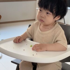 Choi Hee Instagram - 아직 토요일 맞죠..? ㅎㅎㅎㅎ 
왜 일요일같은 기분이^^ ㅋㅋㅋㅋㅋㅋㅋ

남편이 시댁 안가서 자유부인 무산 🤣🤣🤣

하루종일 애들이랑 놀고
토밤 아까워서 밤 12시 지금까지 
졸린 눈 비벼가며 하고 싶었던 것들 하고 있습니다 ㅋㅋ