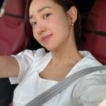 Choi Hee Instagram - 근황신고… 💌 폭풍 인스타를 안하니 뭔가 뜸한 느낌이죠 인친님들하고 멀어지고 싶지 않아요 ㅋㅋㅋ 논문 이제 제언만 쓰면 됩니다 마음으로 백번 포기했었는데 여기까지 오긴 왔어요 목요일 우선 제출하고 나면 한숨 돌리네요 😅 인친님들 덕분에 제가 성장하고 있어요. 주변에서도 공구 라인업이 너무 좋다고 칭찬 많이 해주고요.. 좋은 제품을 좋은 혜택에 소개할 수 있는 기회가 주어지는 것도 제겐 너무 감사한 일입니다.. 요즘 혈당컷 발사믹 테스트 중인데 남편 맛있다고 비싼 명품 발사믹 뿌려줄때보다 잘먹어요😋 킵은 다음주 월요일에 오픈해요 그동안 피부로 직접 침투할 수 없어 주사 시술을 했던 성분들을 모아시스 기술로 피부에 침투시키는 테크놀로지 코스메틱입니다. 브이올* 주사의 지방분해성분이 들어간 NaDC 크림과 저분자로 쪼개지 않은 고분자 히알루론산 (히알루론산은 원래 고분자인데 피부에 들어가지 않아 그동안 저분자로 쪼개왔던 것! 주사 시술은 고분자 히알루론산을 넣는거예요) 두 가지 제품 소개합니다. 킵은 워낙 원료도 비싸고 독보적 기술력이라 가격대가 높아요. 장바구니에만 담아두신 분들이 2000분 가까이 계시다는데 이런 혜택은 그동안 없었거든요. 가격 할인혜택 진짜 귀하답니다!!! 기대 많이 해주세요🤍