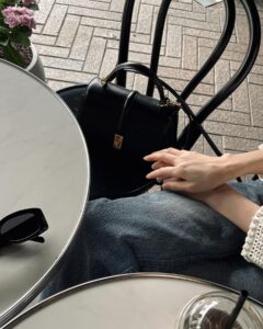 Choi Ji-woo Instagram - 🌸👜💕 #celinebyhedislimane #celine16