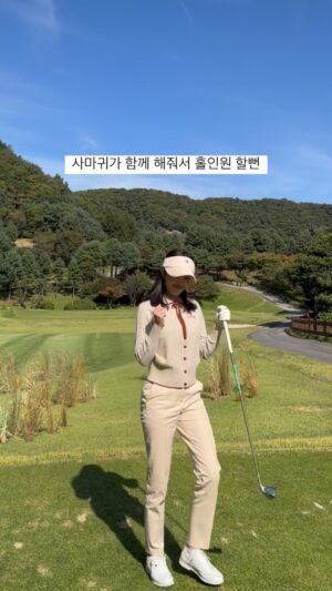 Choi Seol-hwa Instagram - .
165cm인 나를 땅꼬마 만드는 예뿐 모델 언니들이랑 함께 한 가먼트골프웨어 라운딩✨
사마귀가 함께 한 par3 핀하이 😁
고마워 갈색 사마귀야🩷🦗