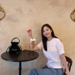 Choi Seol-hwa Instagram - . 어제 너무 맛있었던 광장시장 쪽 로잴라또✨ 생긴지 얼마 안된거 같은데 사람들 줄 서서 먹으면 좋게땨.. 사장님 커플 완전 친절 그 잡채✨