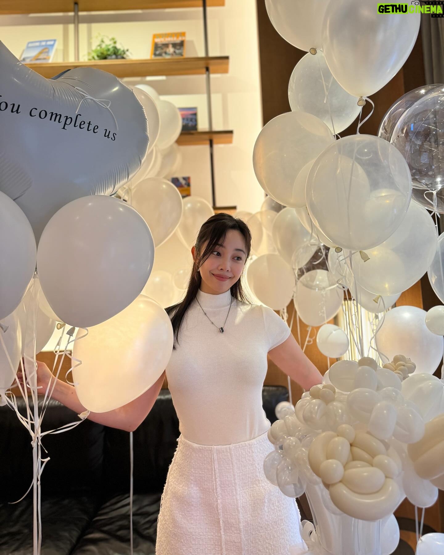Choi Seol-hwa Instagram - . 와우 드디어 가정의 달이 코앞!!!!!! 일단 돌아오는 주 월요일에 이벤트 발표 할거예요🩵 효소사신 분들 기대기대하세용🩵🩵