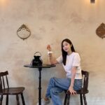 Choi Seol-hwa Instagram - . 어제 너무 맛있었던 광장시장 쪽 로잴라또✨ 생긴지 얼마 안된거 같은데 사람들 줄 서서 먹으면 좋게땨.. 사장님 커플 완전 친절 그 잡채✨