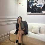 Choi Seol-hwa Instagram - . 산타마리아 노벨라 인기 향수들은 이미 품절이에요! 산마노 뷰티에 #로사가드나워시 랑 핸드크림 지금 품절 전에요! 이건 선물용으로도 좋고 재구매율이 가장 높아요‼️ 그래서 안써보신 분들도 사용해보시는거 추천‼️ 그리고 프레데릭 말 향수는 향이 많아서 풋 고르신 분들 많은데 이 향이 사람들이 제일 많이 찾는 향이에요‼️ 이 향이 저는 젤 좋아요 우디한 향🩵 고르기 어려우신 분들 저에게 물어보세용