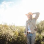 Christa Miller Instagram - Sundays are for hunting…rocks 🤓🪨🧡 📸 @catielaffoon