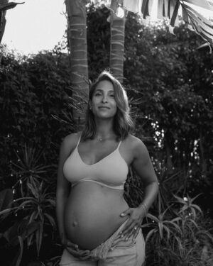 Christel Khalil Instagram - Getting closer to meeting our baby boy… 📸: @nikkifinninphoto