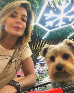 Christina Dieckmann Instagram - Con mi Bello Bello!🤩 Haciendo mercadito.🛒 Te Amo THOR 💙🐶🥰