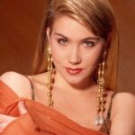 Christina Applegate Instagram - 🧡